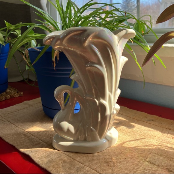 Vintage Stephen F. Austin (SFA) iridescent swan vase - Picture 2 of 4